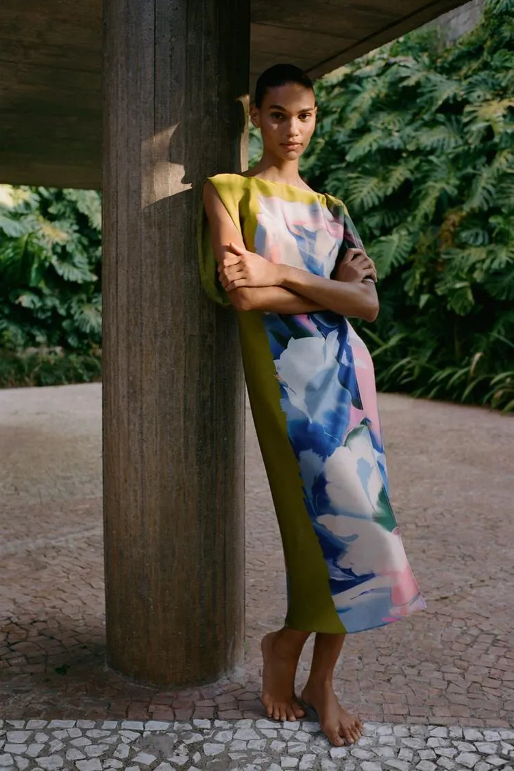 VESTIDO MIDI ESTAMPADO ASIMÉTRICO