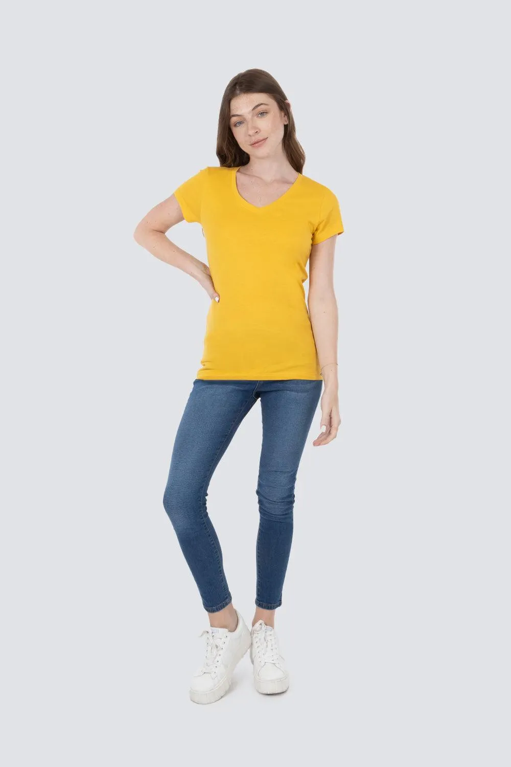 Playera básica cuello v