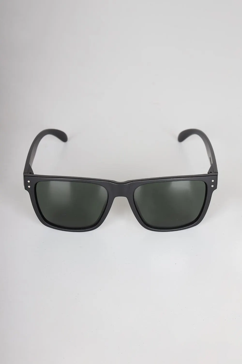 Lentes de sol negros