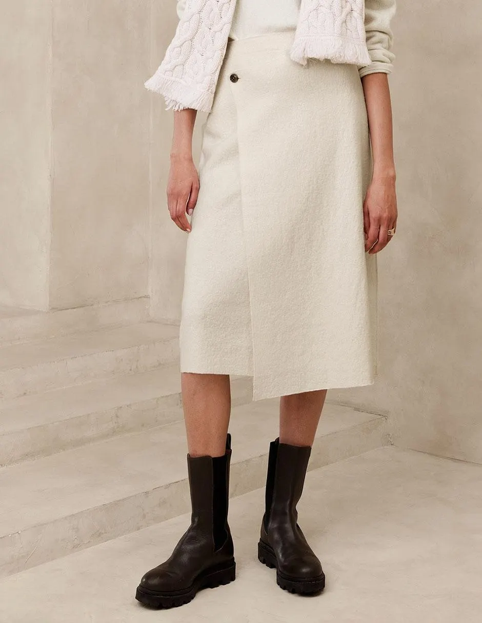 Falda midi cintura alta