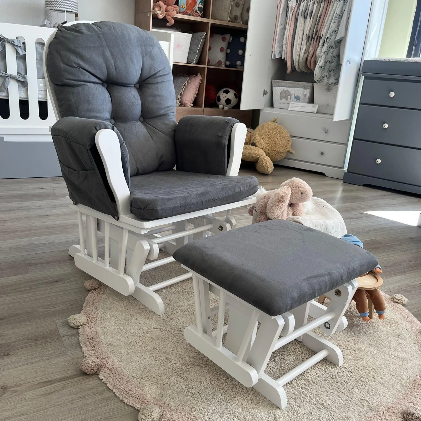 Mecedora Mickey - Tela Gris Obscuro / Madera Blanco