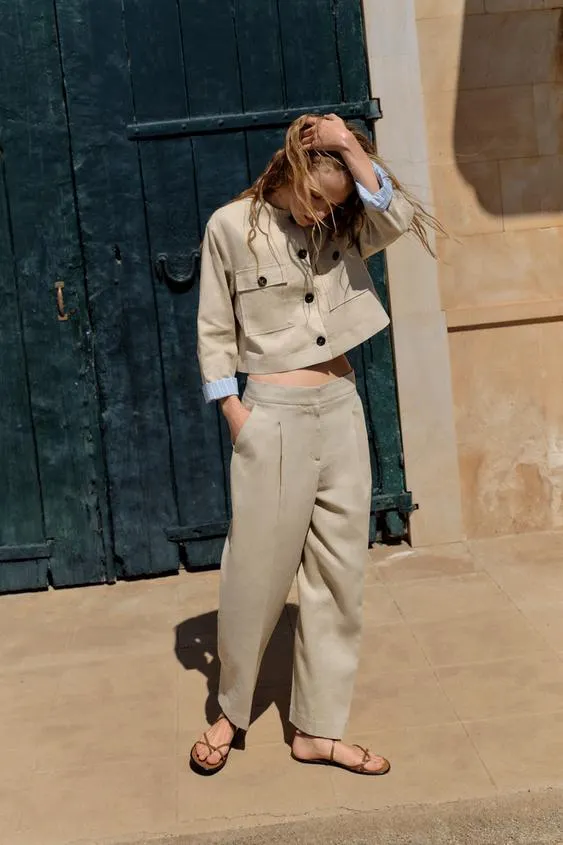 CHAQUETA CORTA CON LINO PUÑO COMBINADO