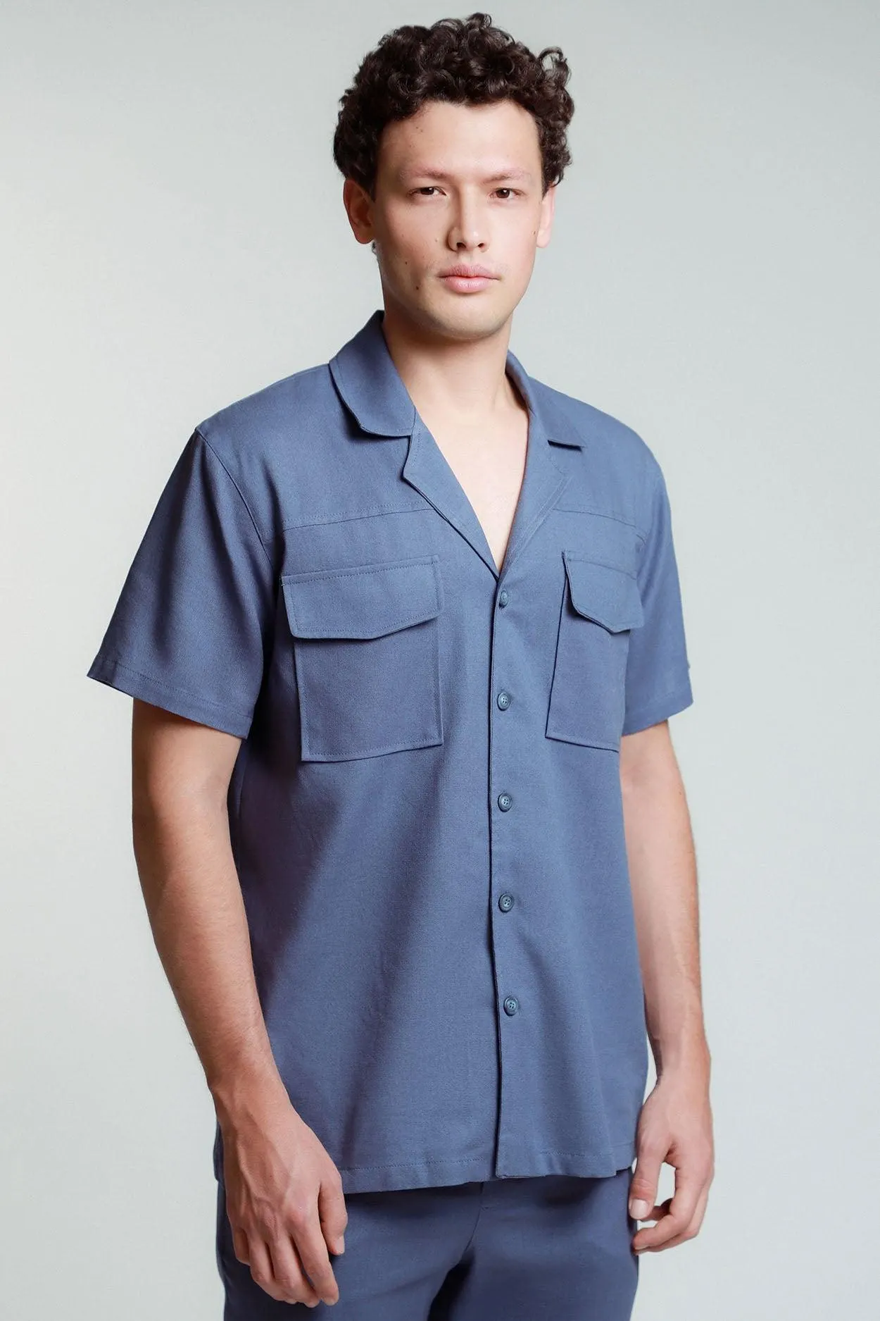 Camisa Bolsillos Frontales