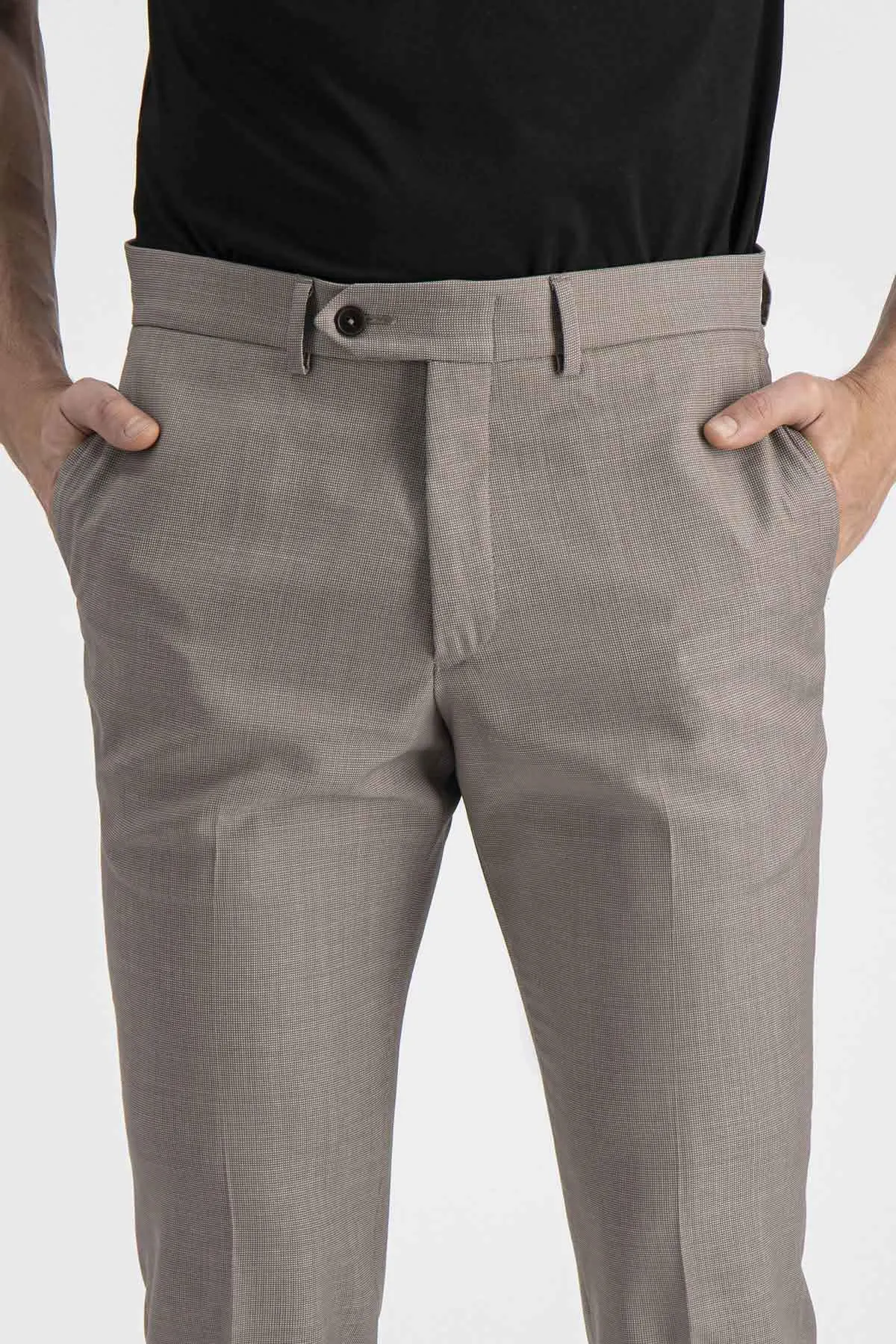 Pantalón Vestir Roberts Café Slim Fit