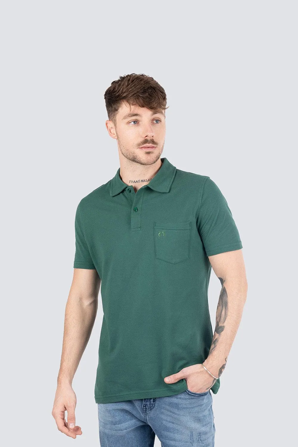 Polo verde con bolsillo