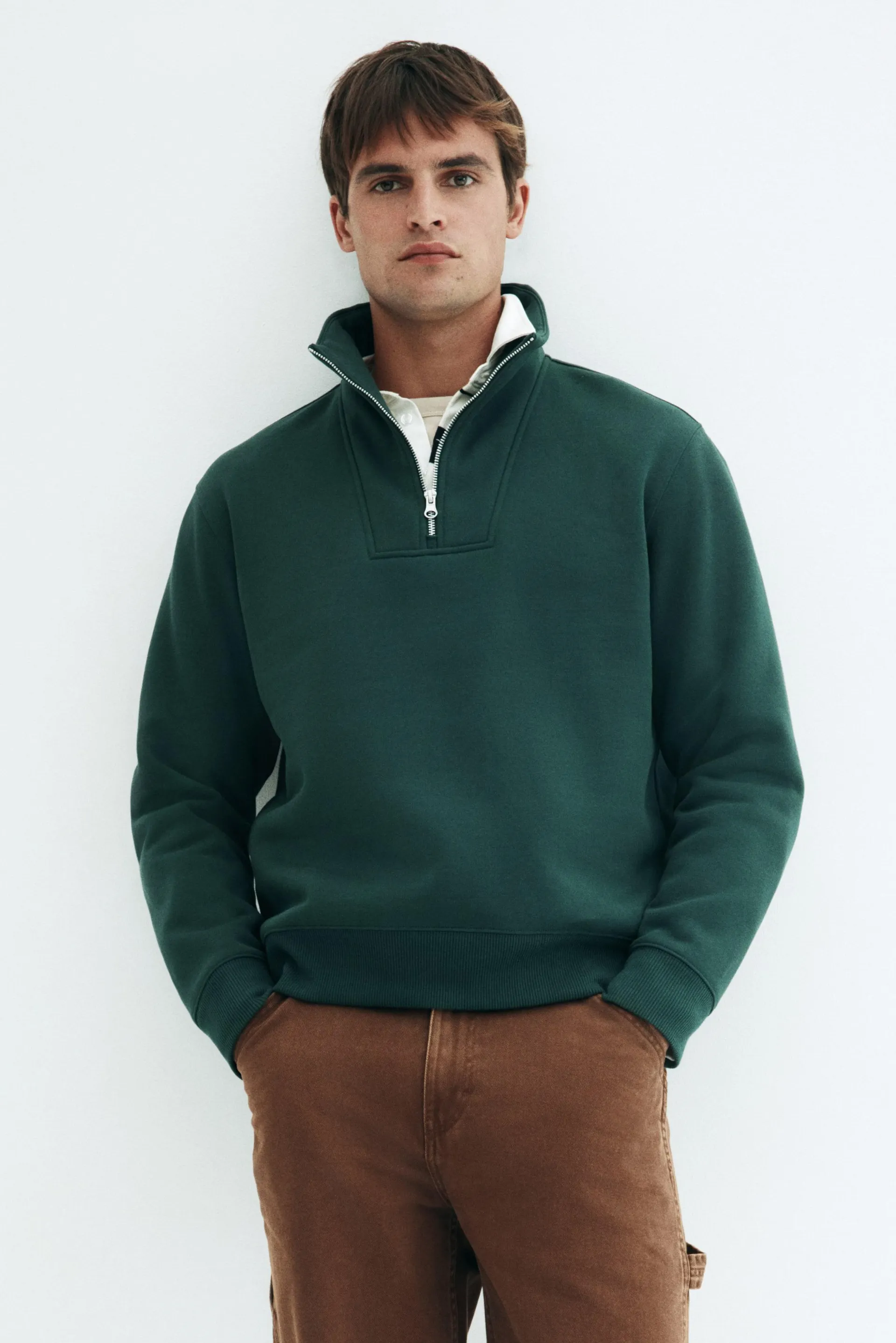 Sudadera Regular Fit con zíper superior