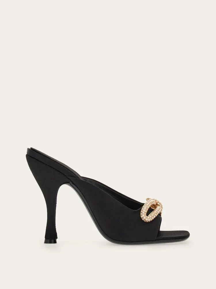 Mules con lazo asimétrico