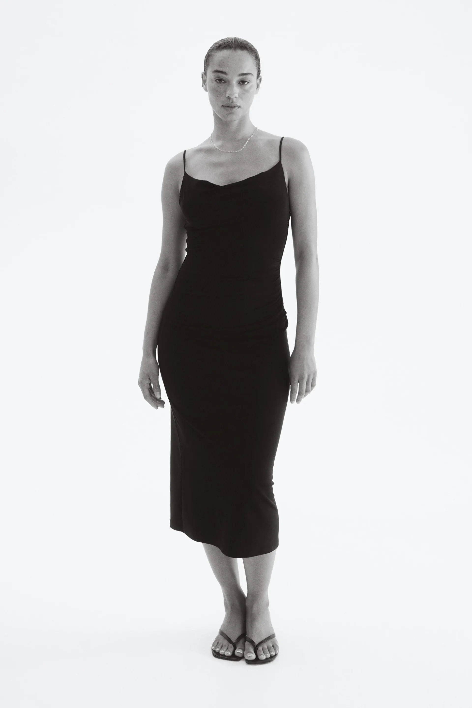 Vestido de tirantes en punto interlock