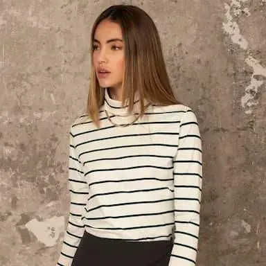 Eléntari Camibuzo cuello tortuga blanco rayas talla XL