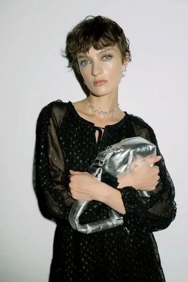 Vestido corto gasa plumeti