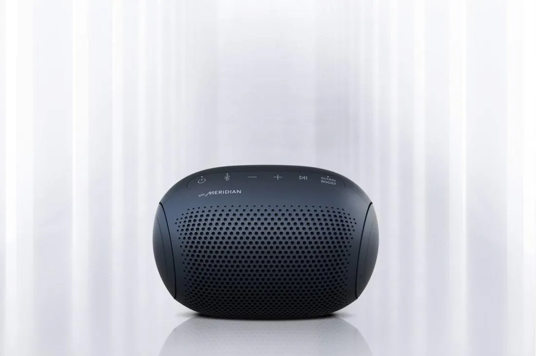 LG XBOOM Go PL2 - Bocina Bluetooth Portátil Inalámbrica con hasta 10 horas de batería - Negro