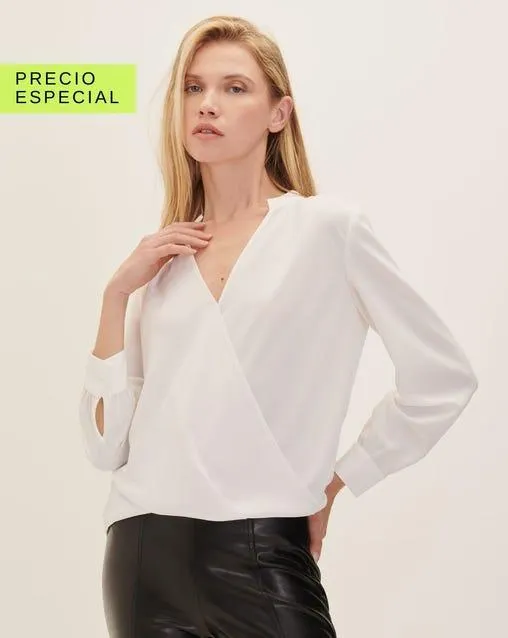 Blusa Blanca Envolvente Cuello Mao Escote V