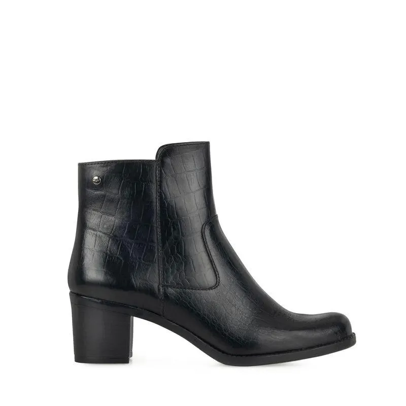 Botín Ila Color Negro D16420038501