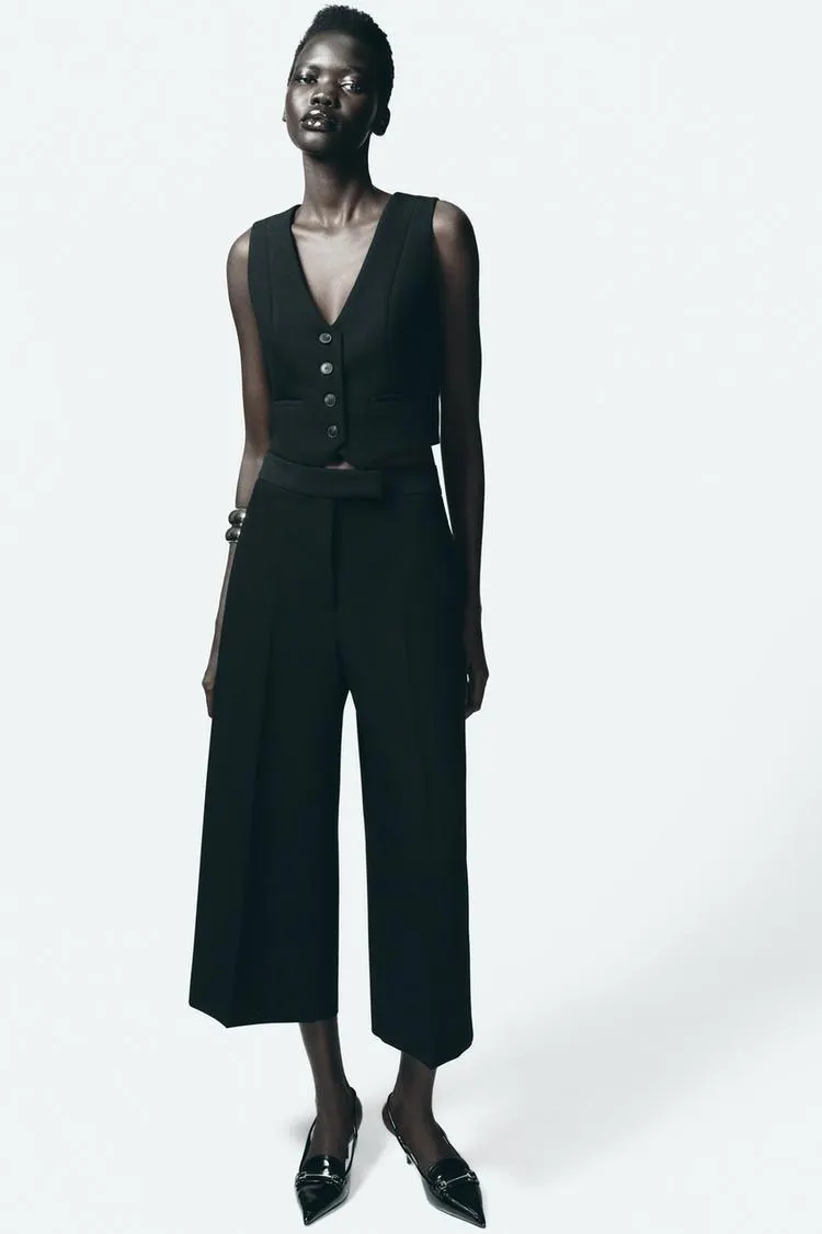 CHALECO SASTRE CORTO