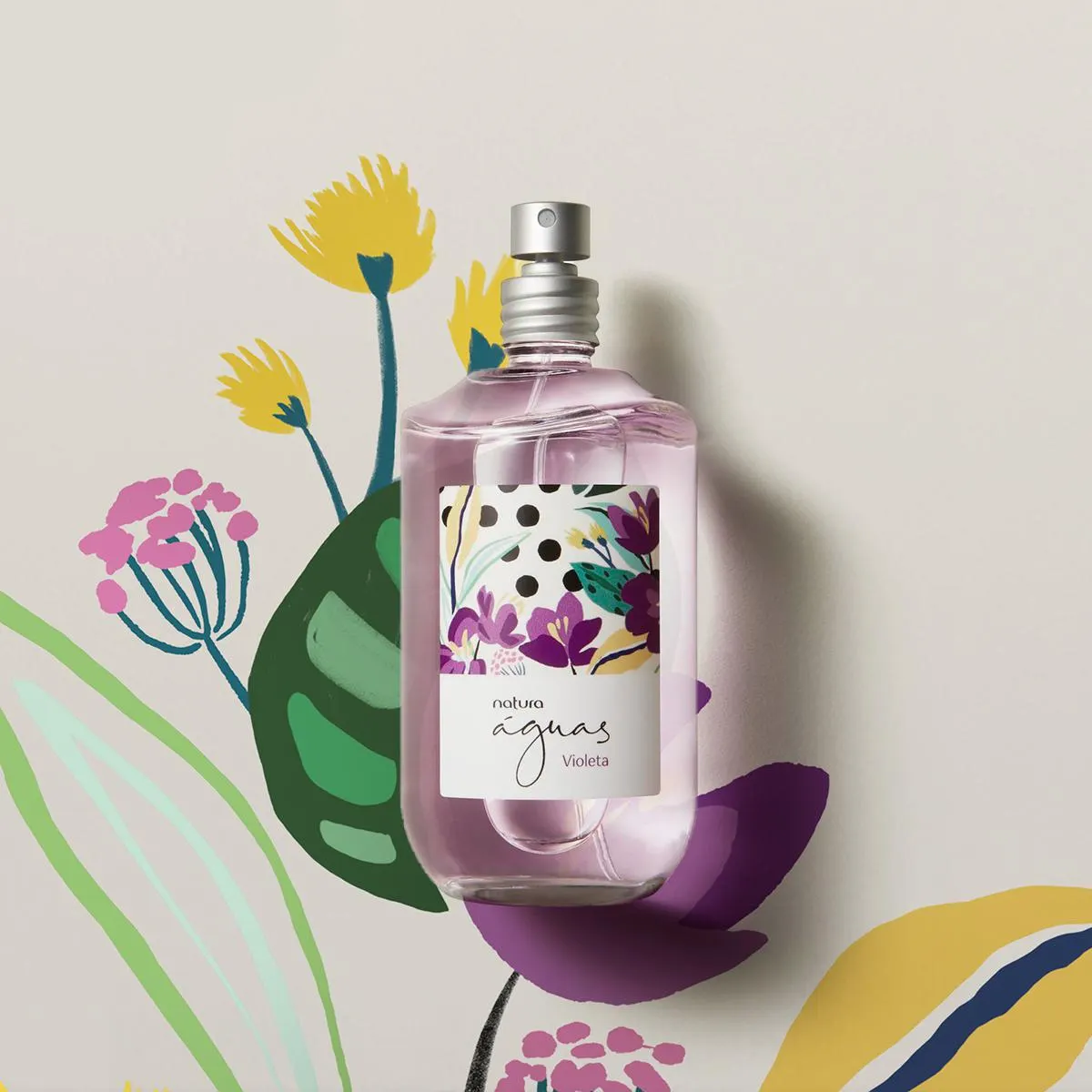 Colonia femenina violeta