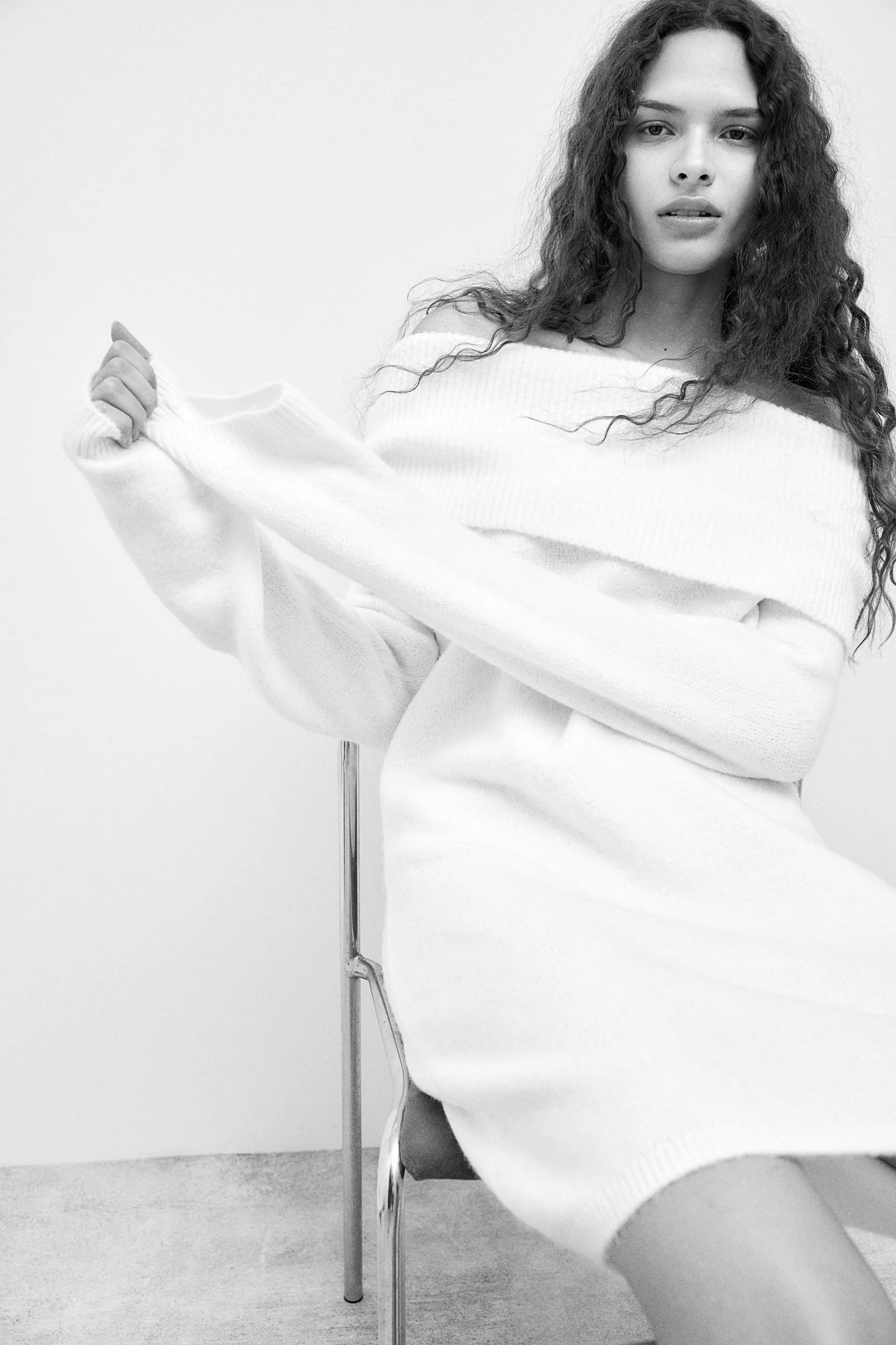 Vestido tejido a los hombros