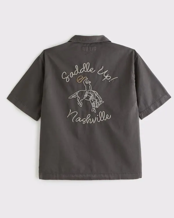 Short-Sleeve Cropped Graphic Workwear Button-Up Shirt