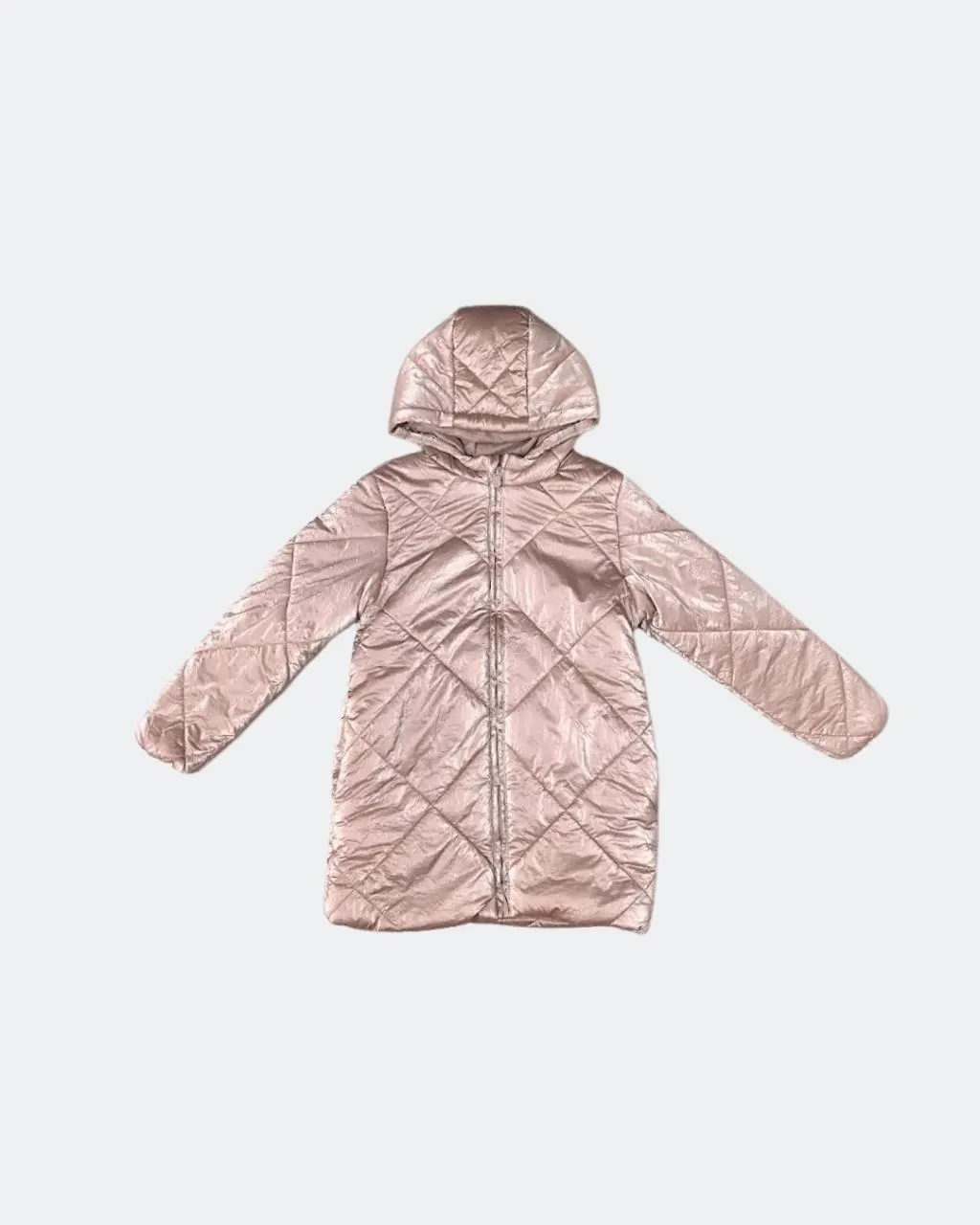 Chamarra café brillosa con estilo geométrico