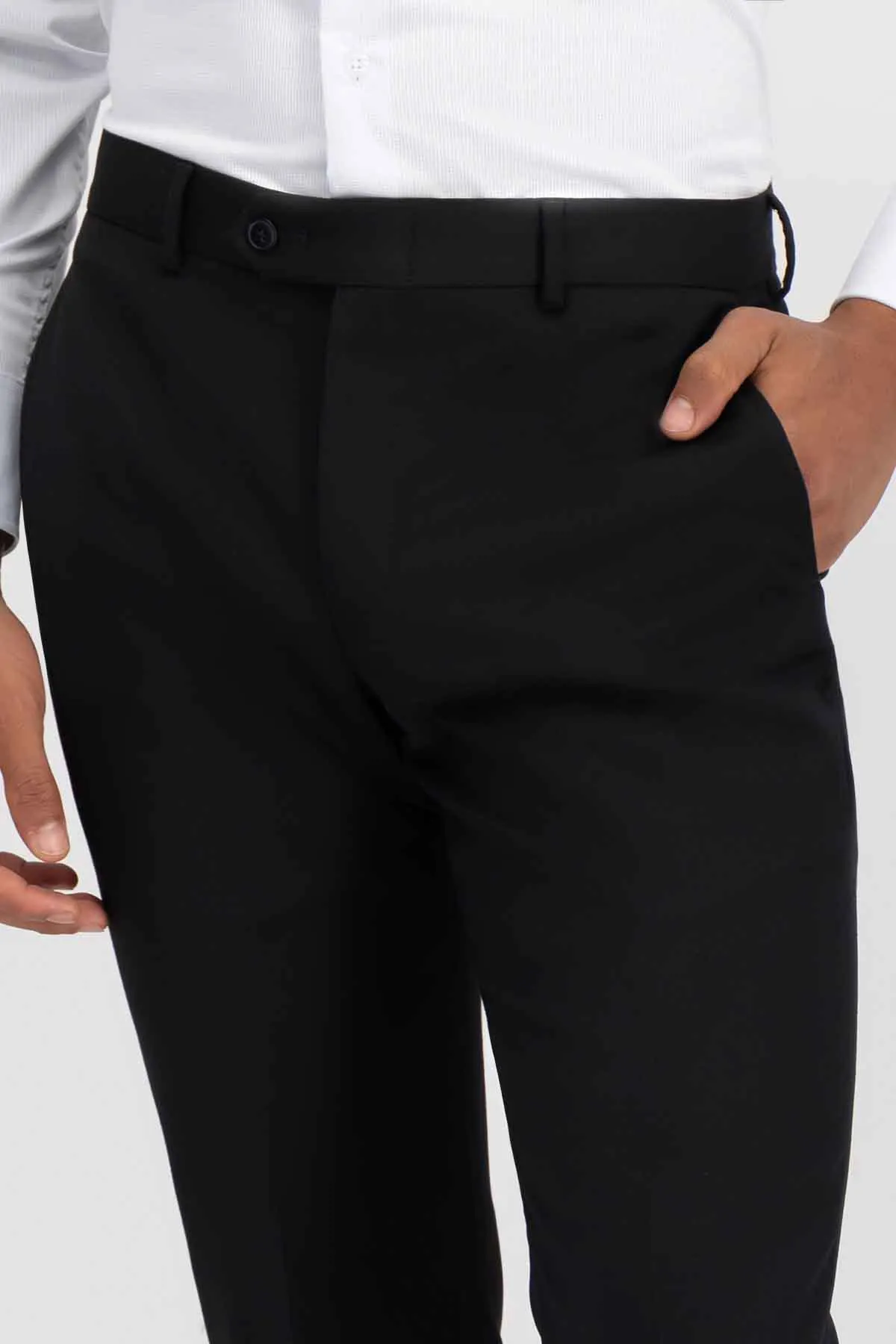 Pantalón Roberts Negro Slim Fit