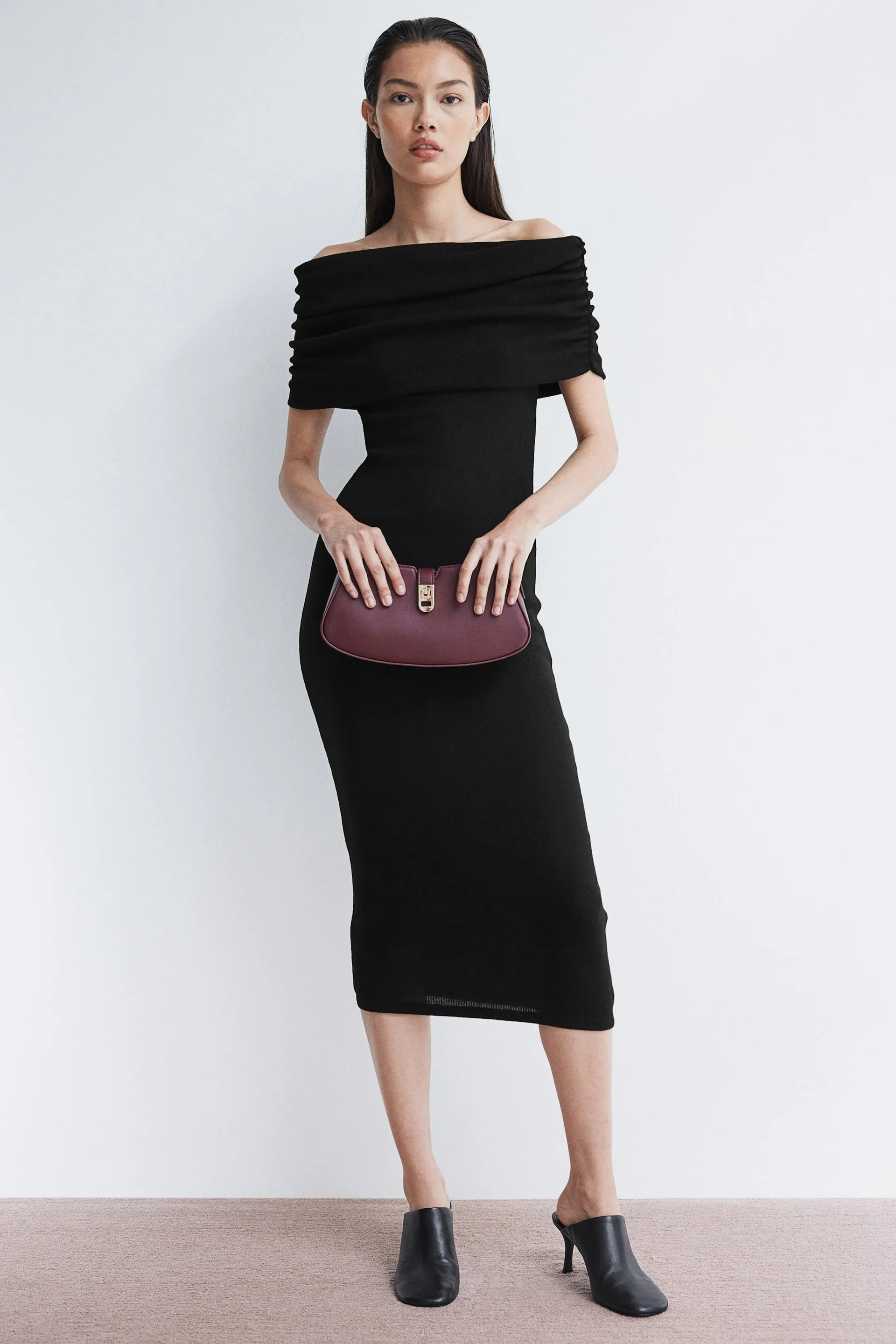 Vestido a los hombros