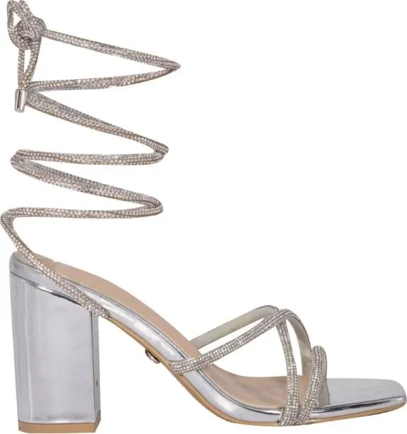 sandalia gladiadora con pedrería