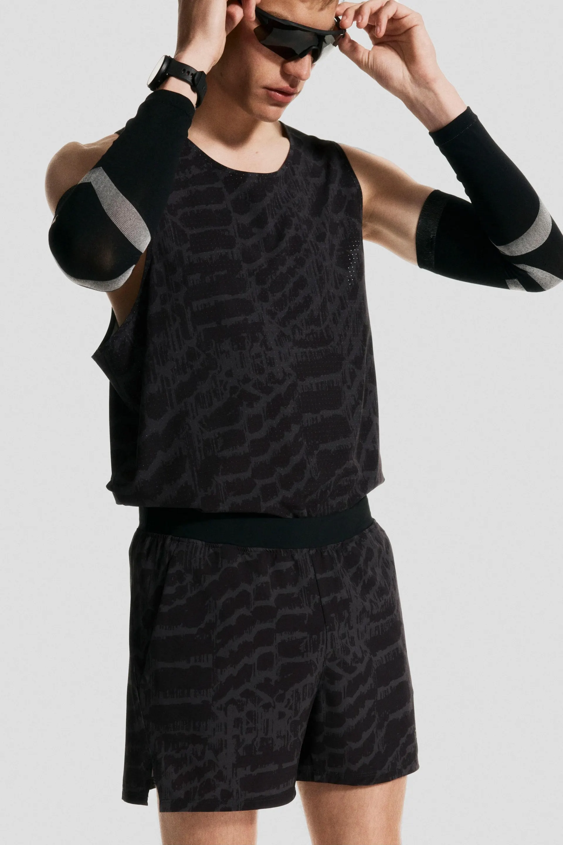 Shorts para correr cortos con DryMove™