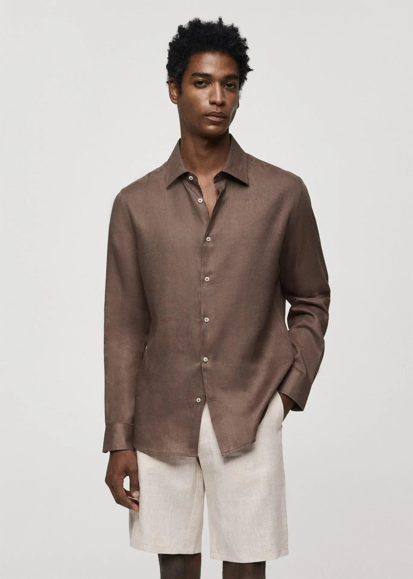 Camisa regular fit 100% lino