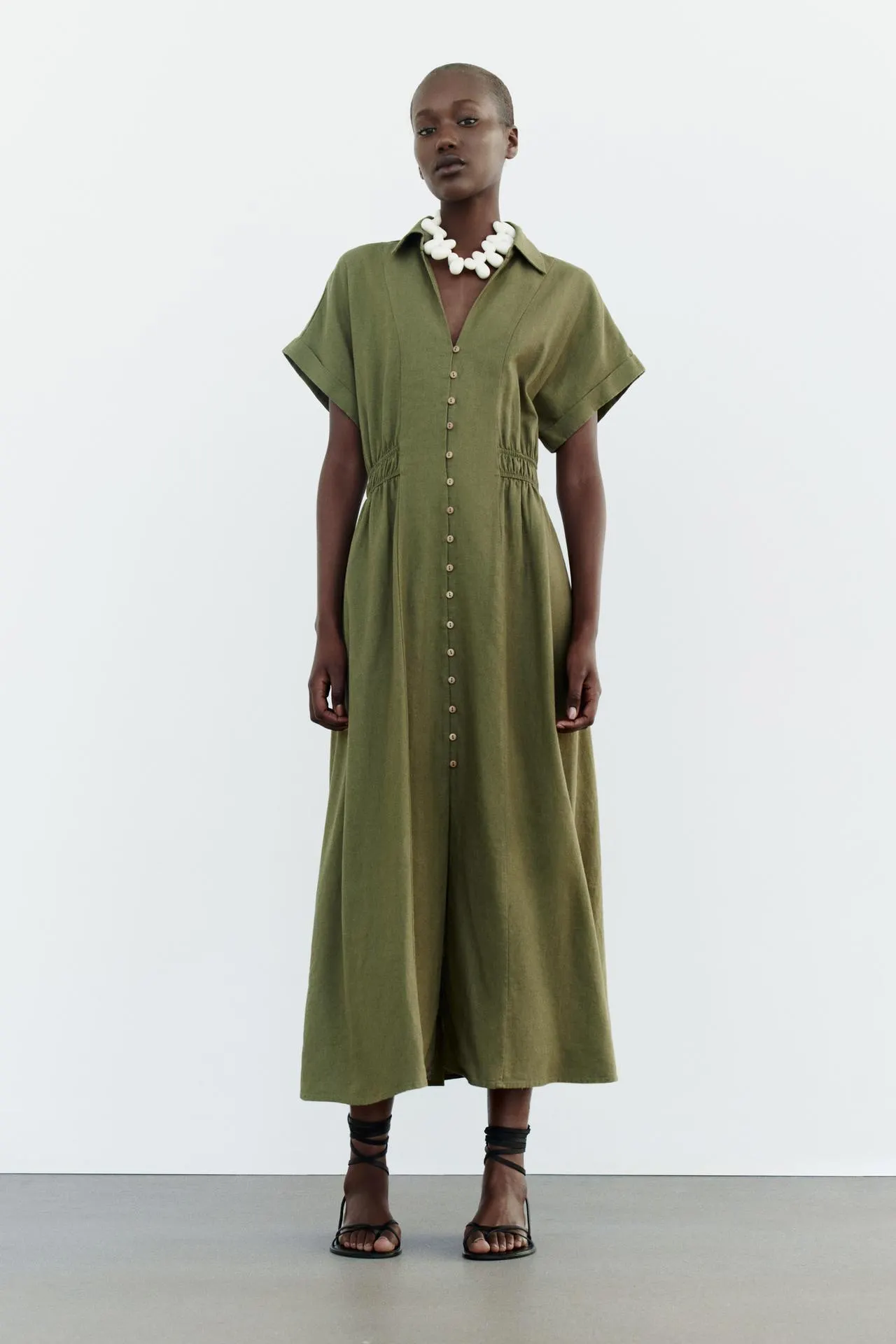 VESTIDO CAMISERO MIDI CON LINO