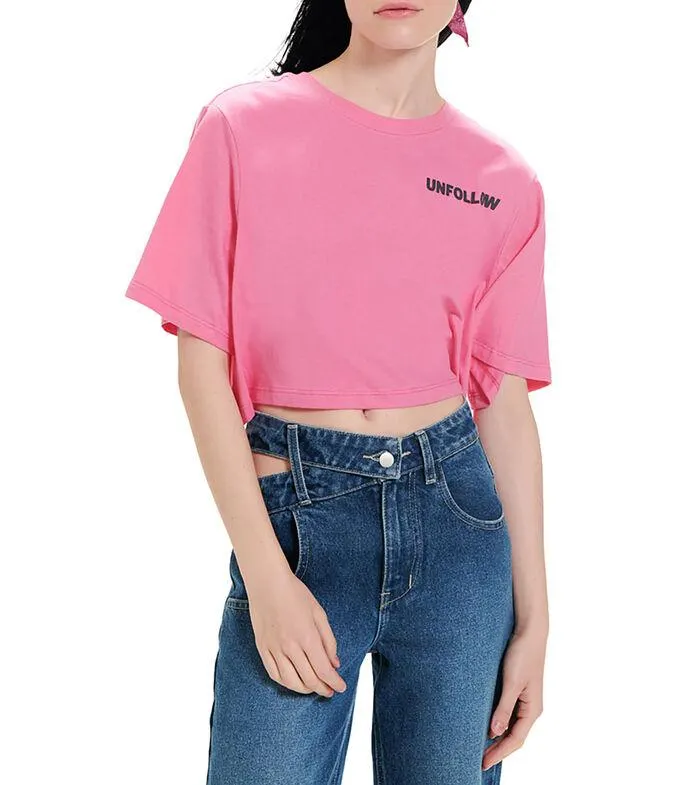 Playera corta con logo Mujer