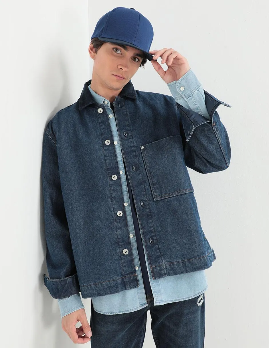 Chamarra de mezclilla con bolsillos para hombre