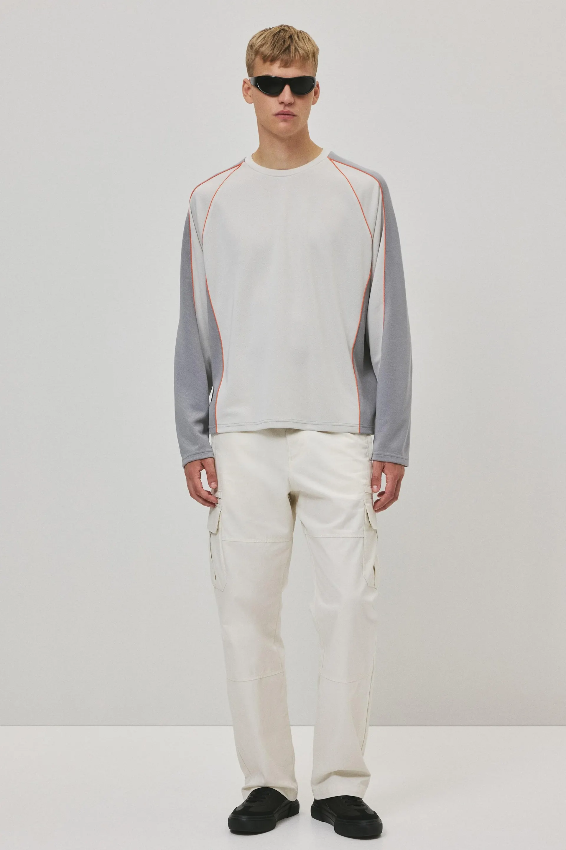 Loose Fit Long-sleeved mesh top