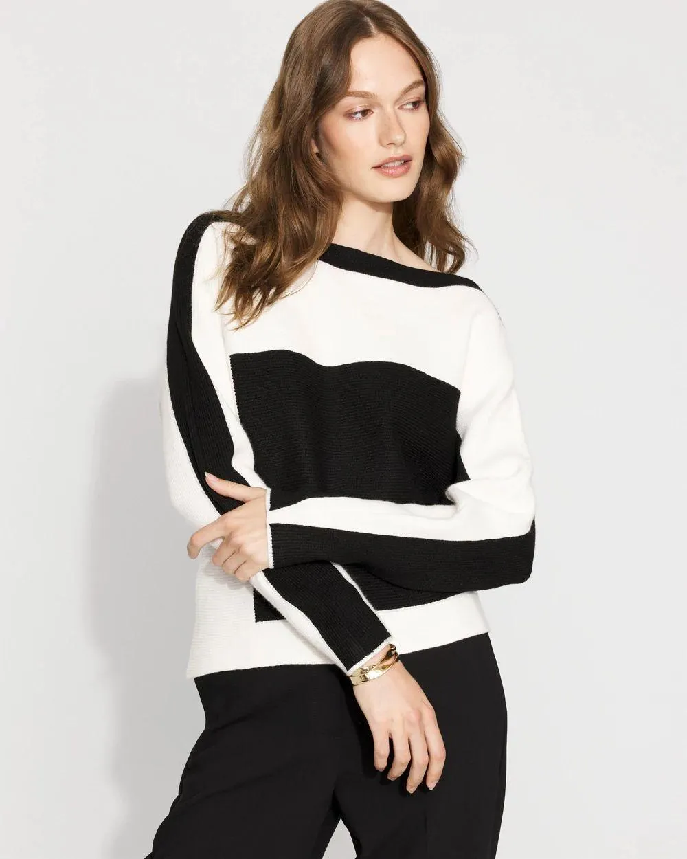 Colorblocked Asymmetric Hem Sweater