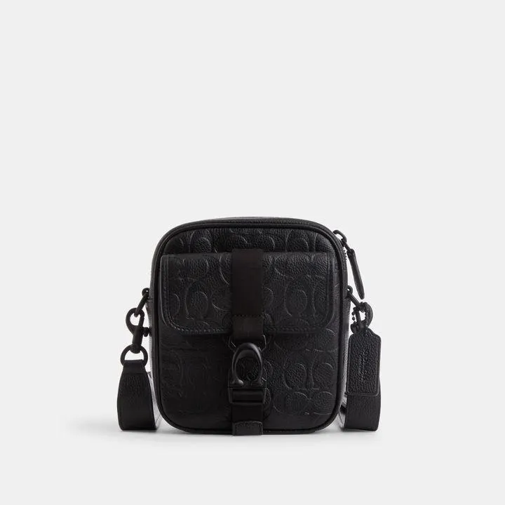 Bolsa Crossbody Beck in Blackout Signature