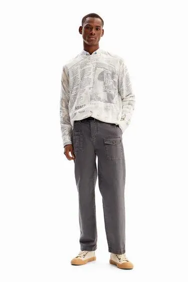 Fine newspaper pullover