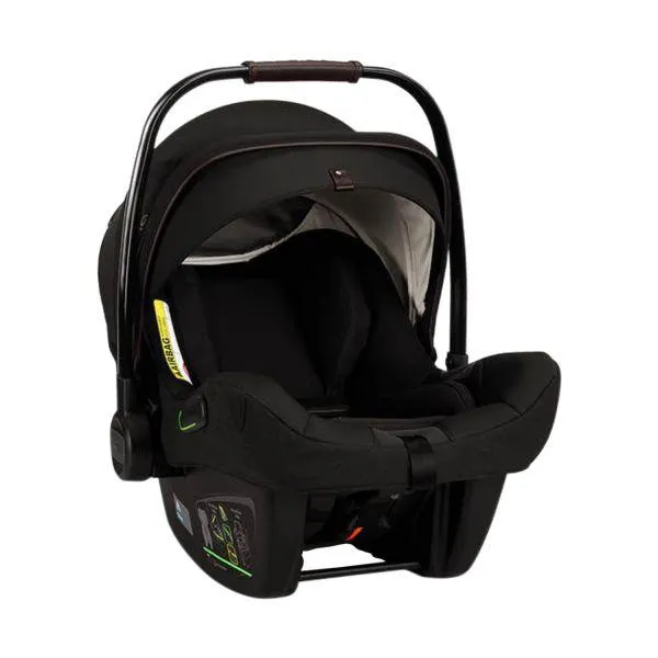 Nuna Pipa Next Baby Autostoeltje Black / Riveted