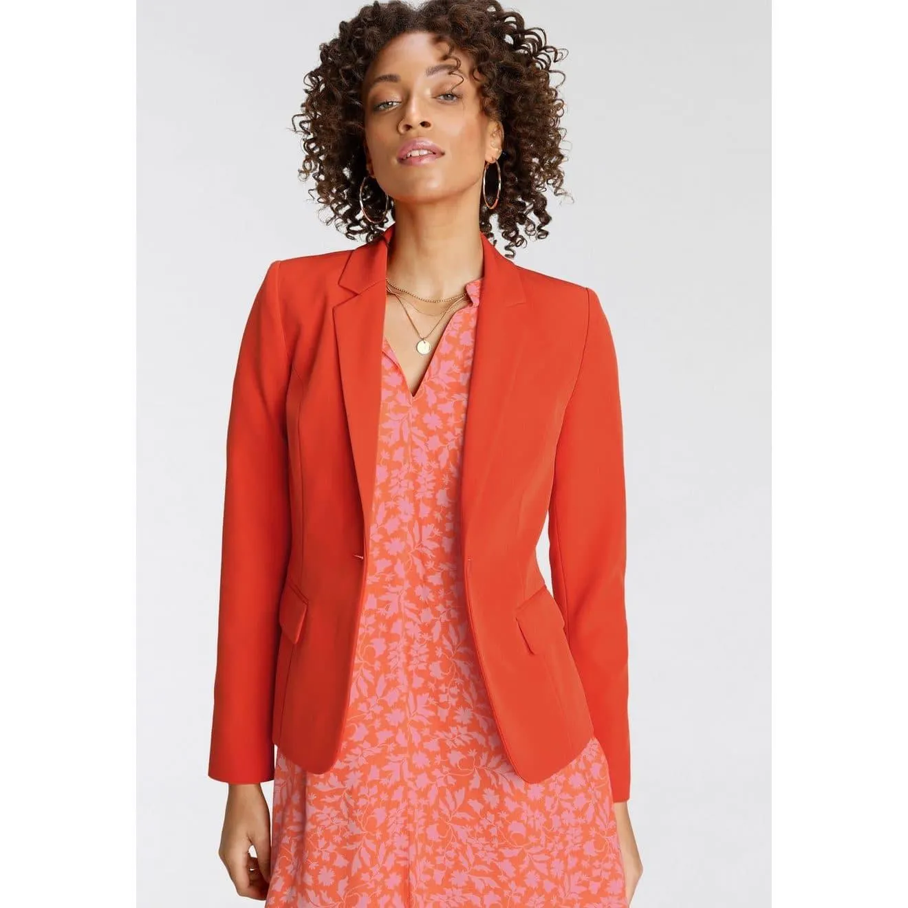 Tamaris Korte blazer in trendkleuren