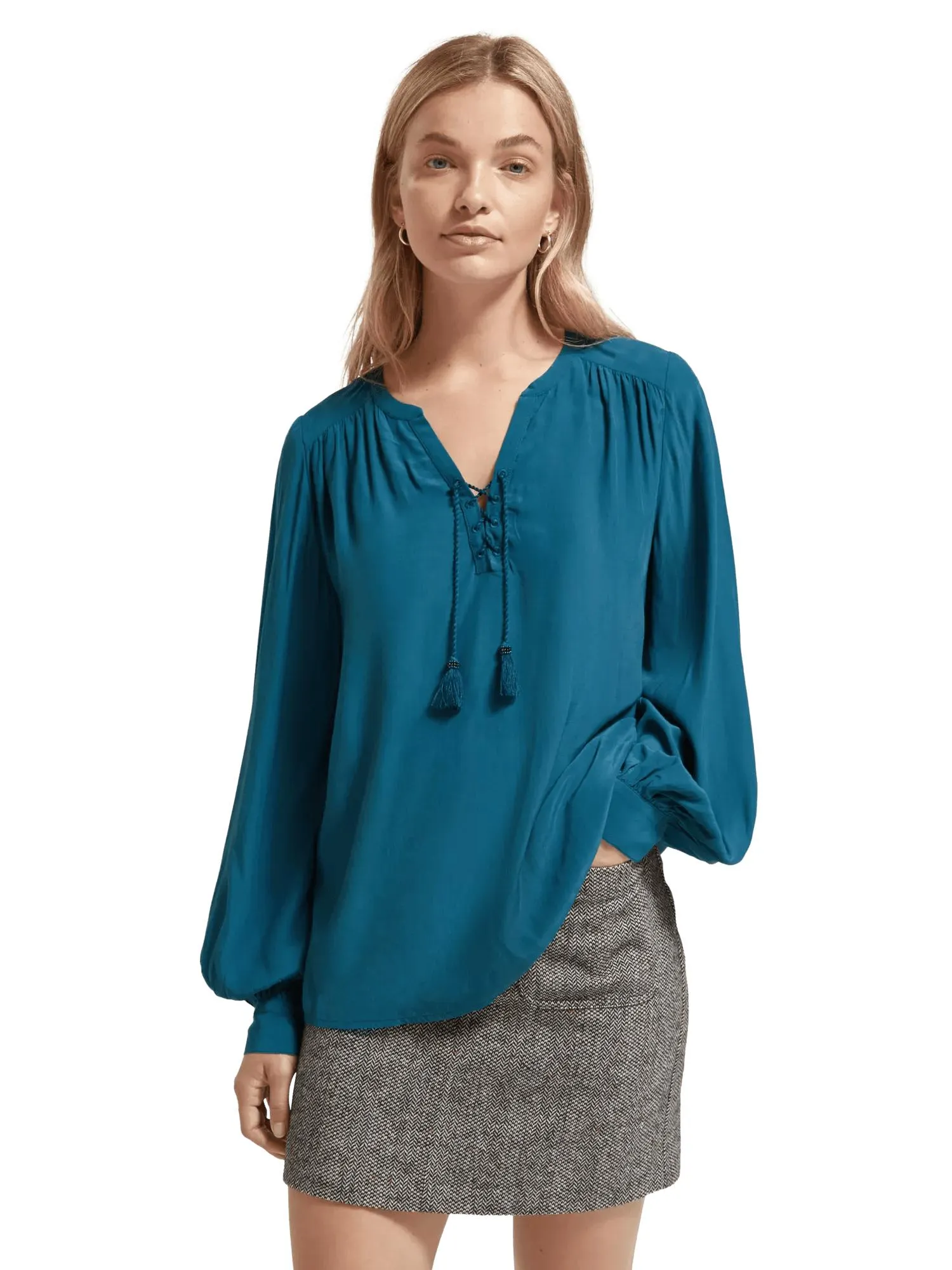 Lace-up blouse with balloon sleeves