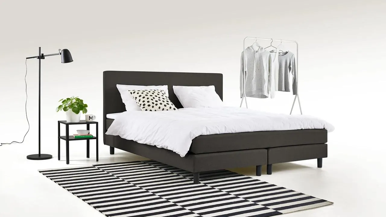 Box Ambra vlak met gestoffeerd matras