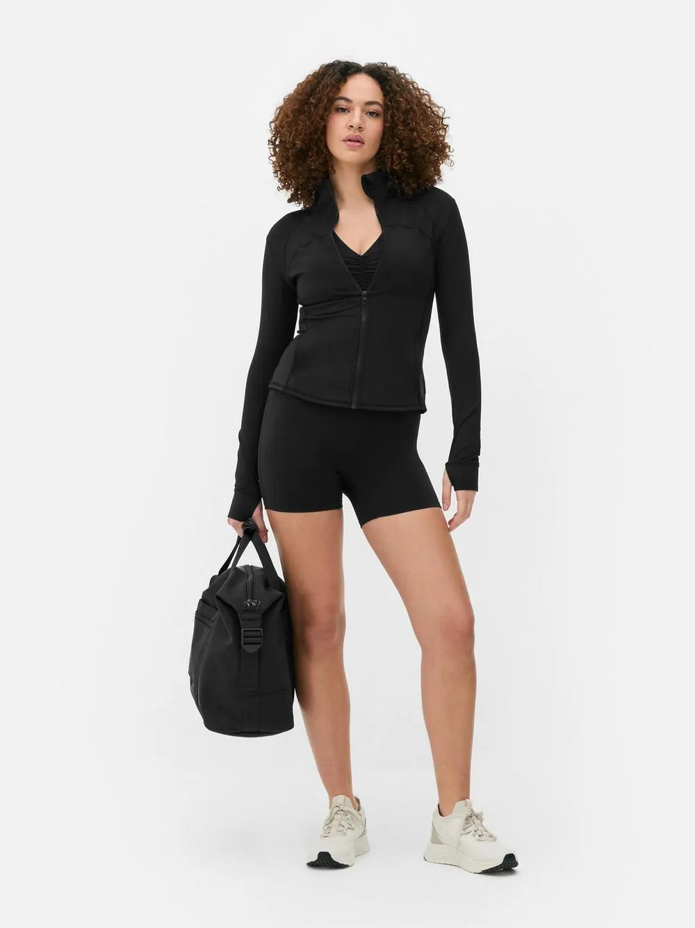 Jemná sportovní bunda