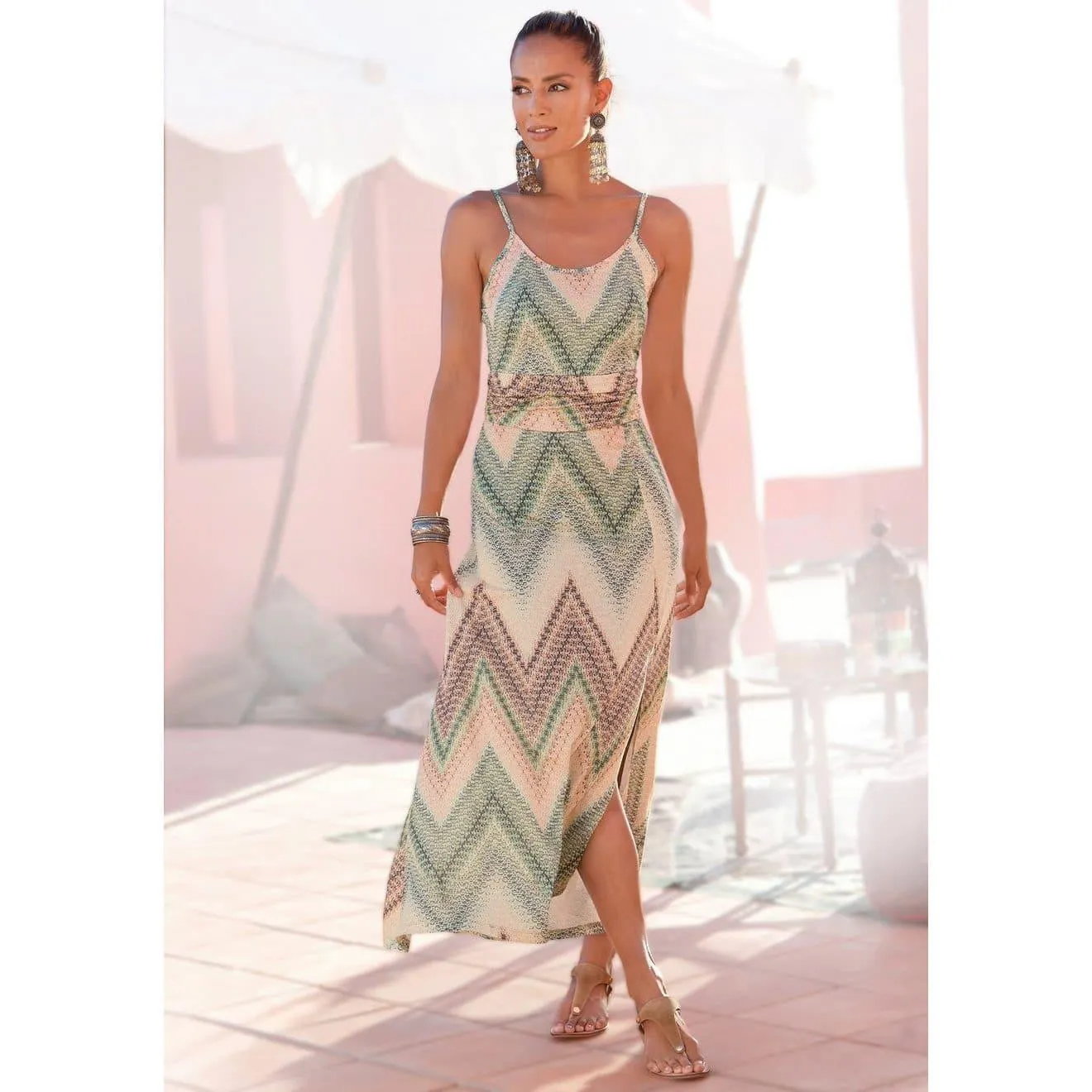 Lascana Midi-jurk met zomerse print en split, zomerjurk, strandjurk
