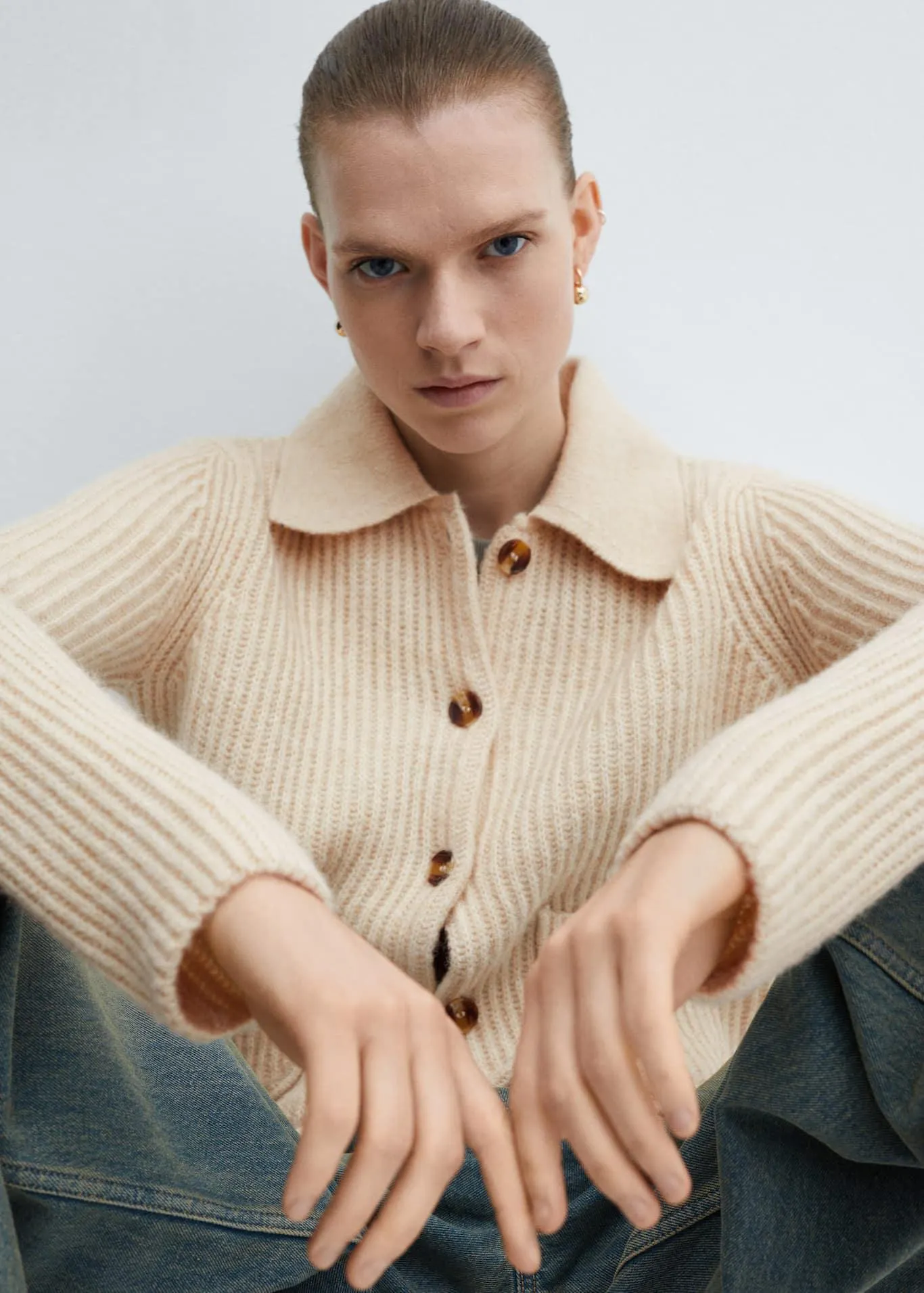 Cardigan collo tasche