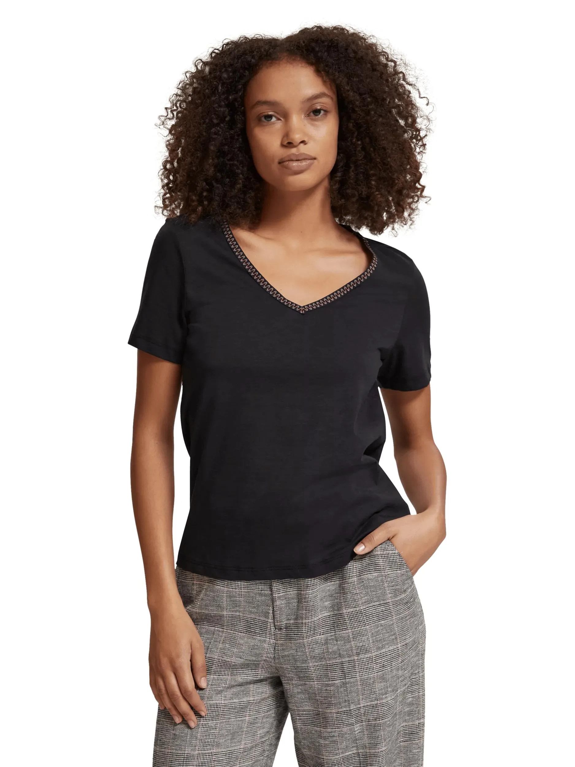 Short-sleeved V-neck T-shirt