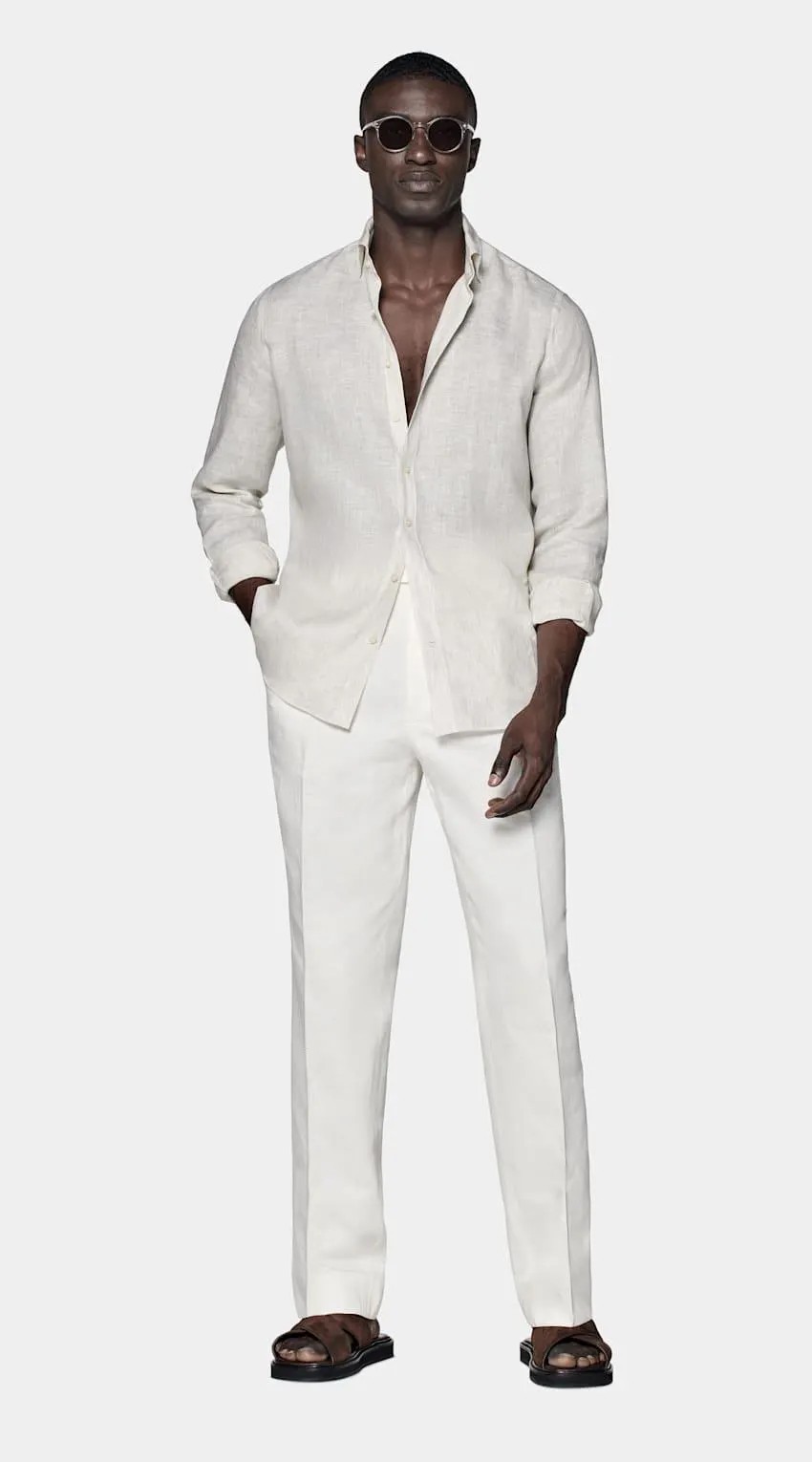 Discover casual sophistication with this light brown striped shirt. Tailored to a slim fit, this easygoing button-up features a widespread collar, single cuffs, and heat-sealed buttons for longevity.