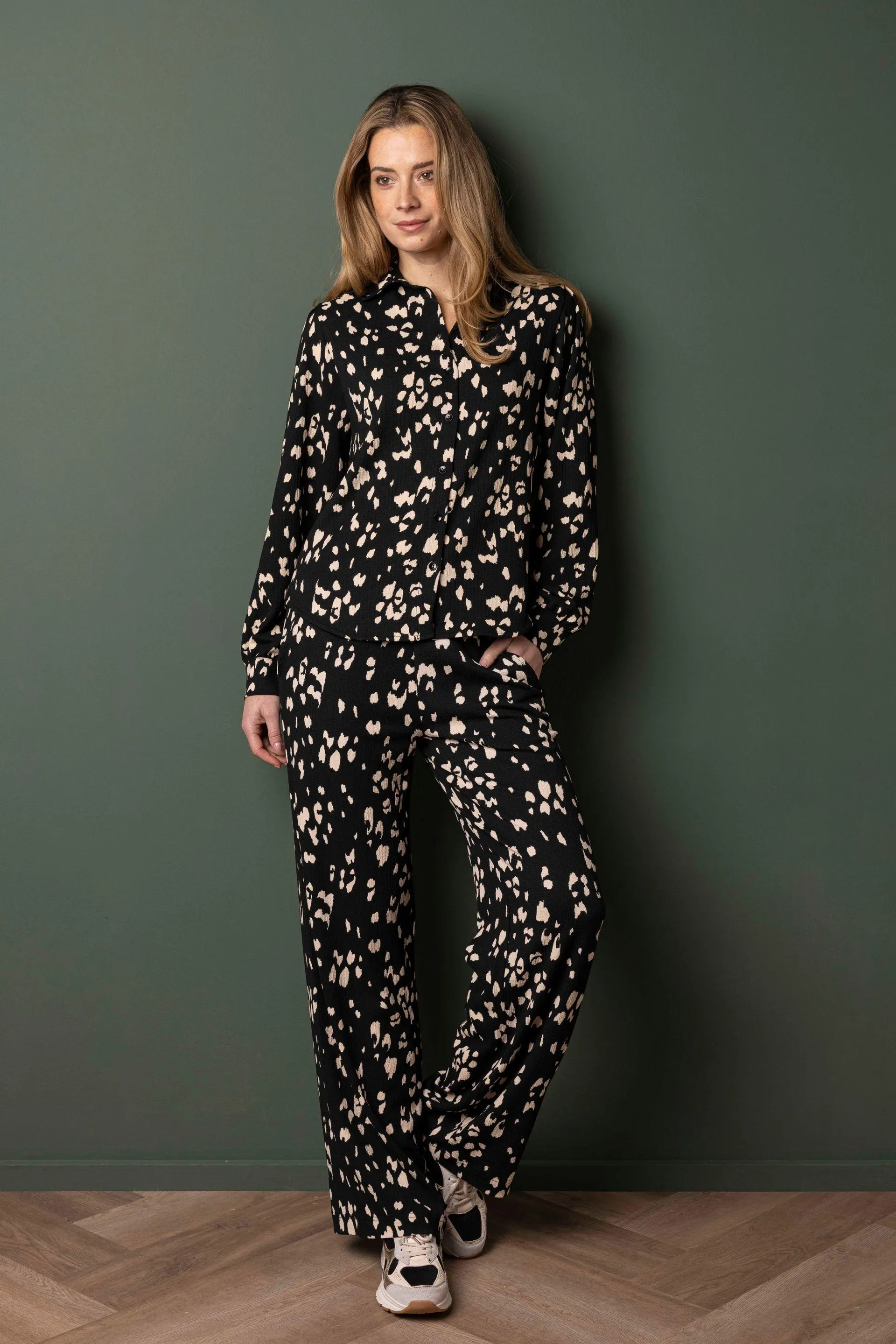 Zwart/ecru blouse met grafische print