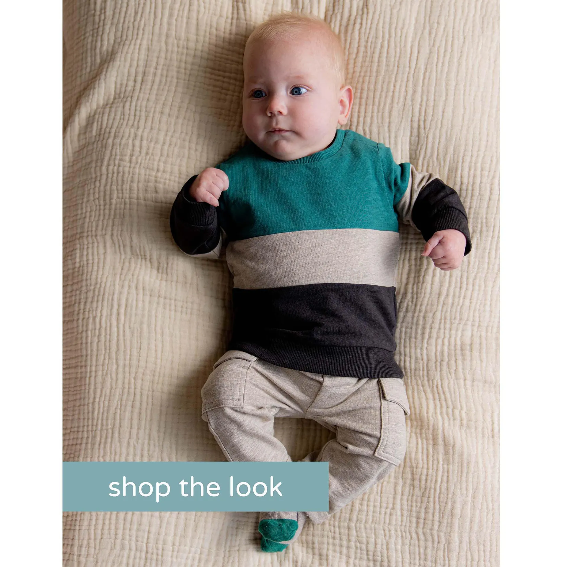 Sweater, broekje & sokjes