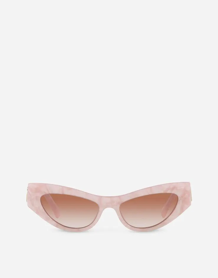 DG logo sunglasses