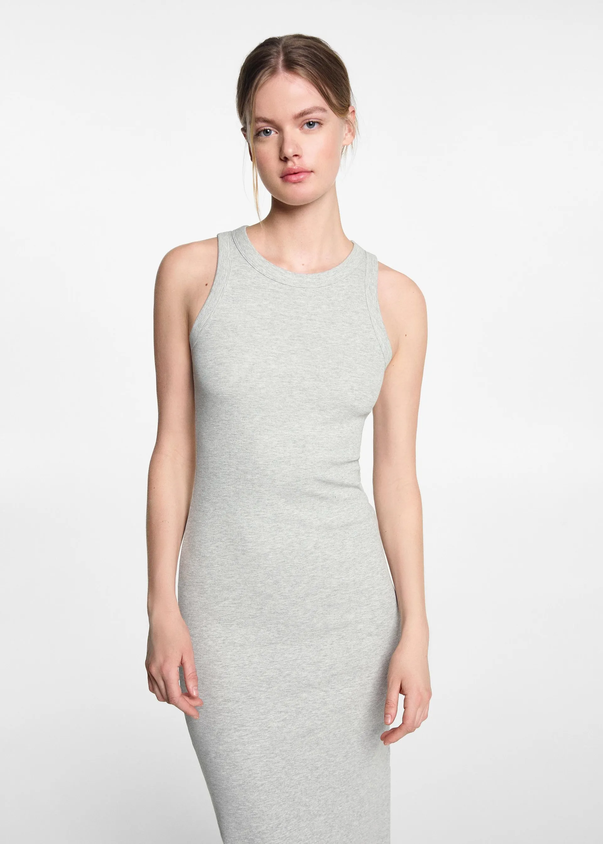 Getailleerde midi-jurk