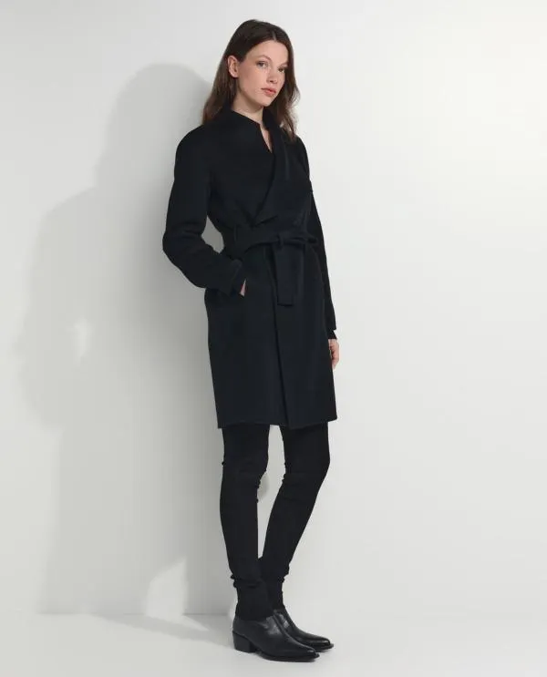 Cashmere jas met ceintuur