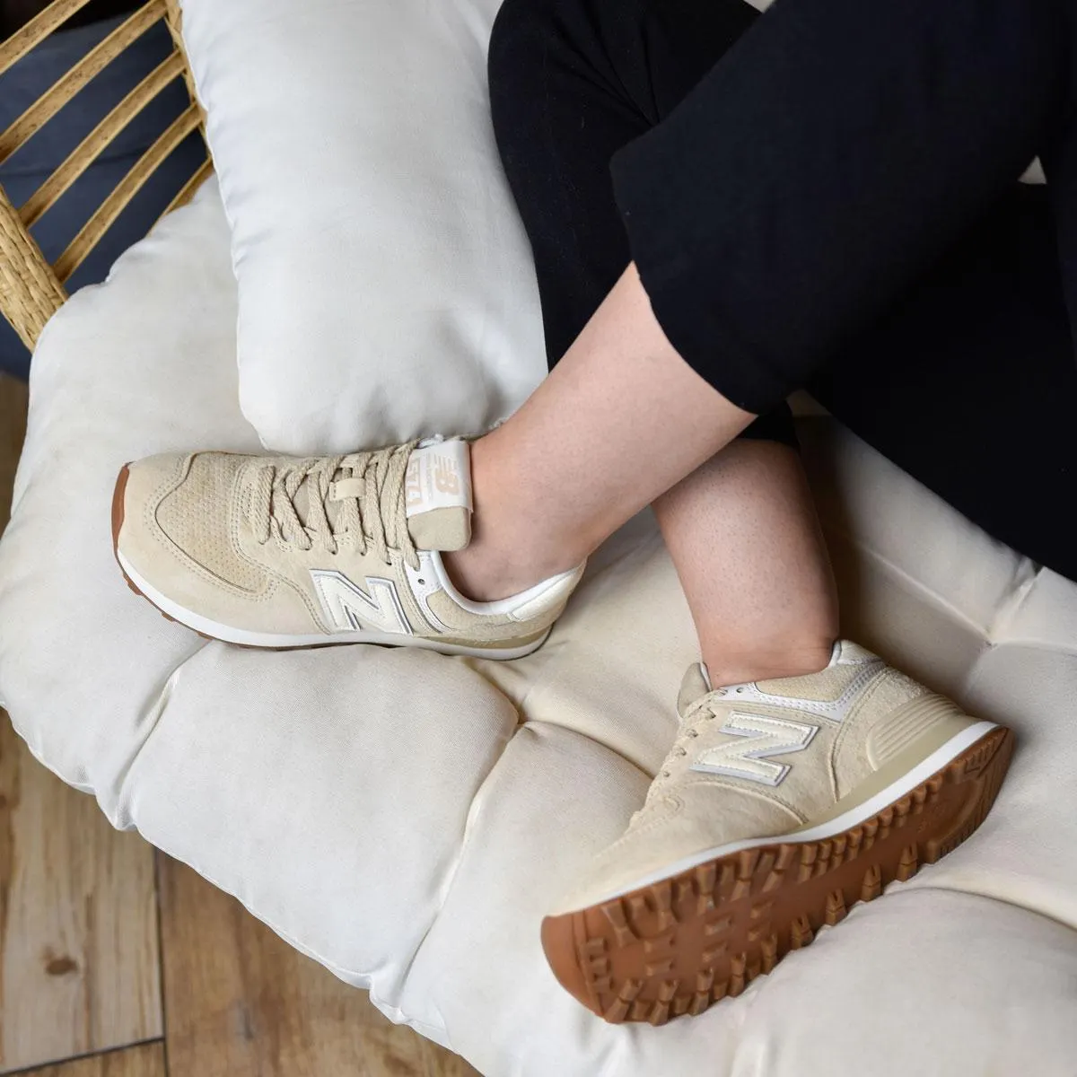 New Balance 574 Zand Dames