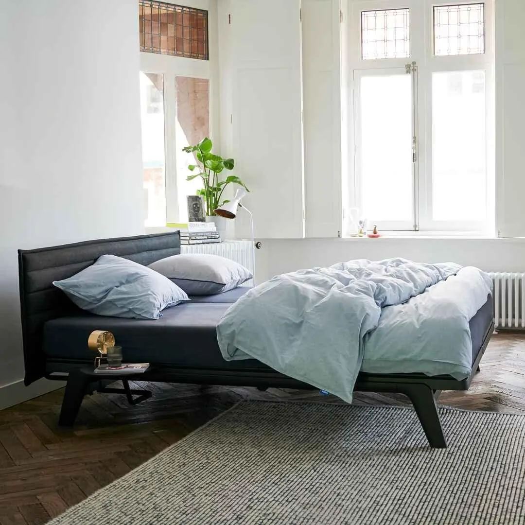 Original Deep black met Stitch hoofdbord en tafeltje Deep Black